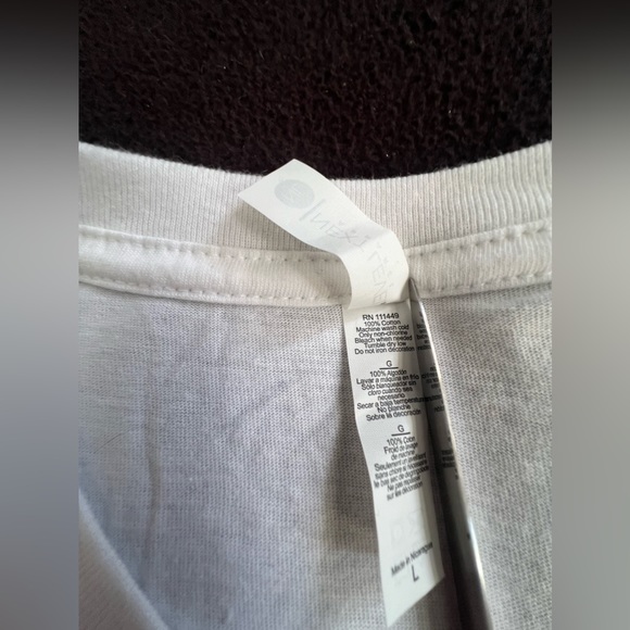 Book of Love Lullaby Logo Image Iconic Official Concert T-shirt Brand New NWOT - Picture 5 of 13